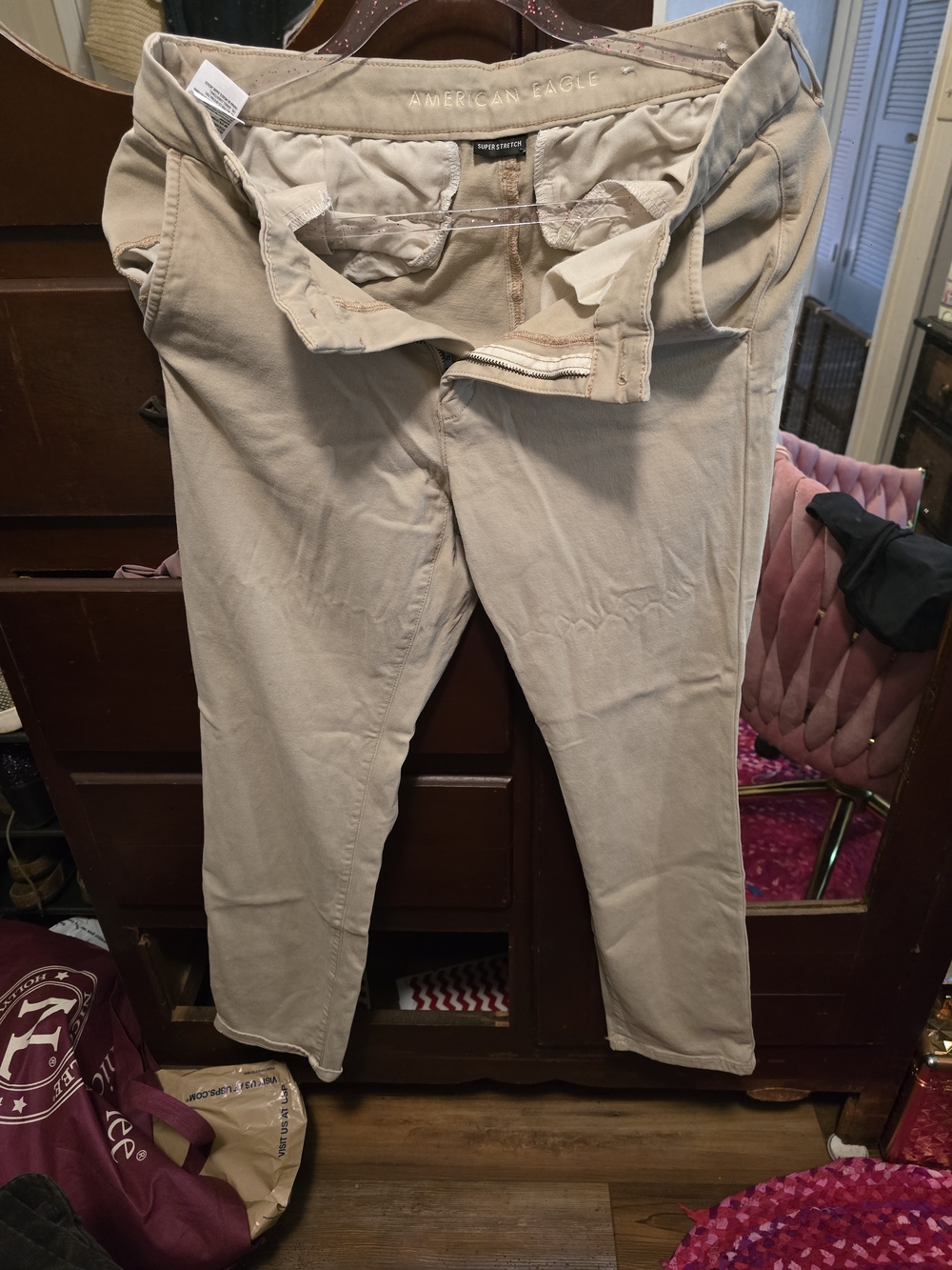 American Eagle Outfitters Skinny Pants in Light Khaki